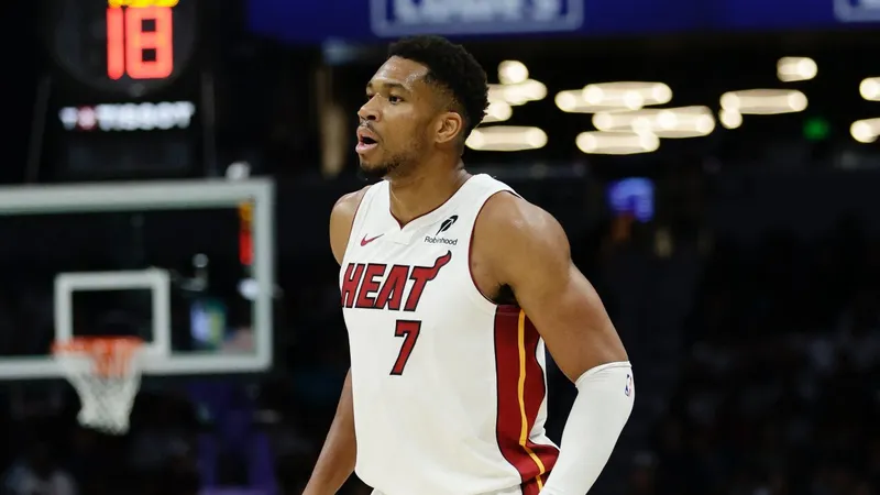 Miami no arranca y Giannis Antetokounmpo acaba expulsado