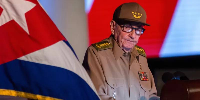Raúl Castro: “Mientras viva seguiré defendiendo la Revolución”