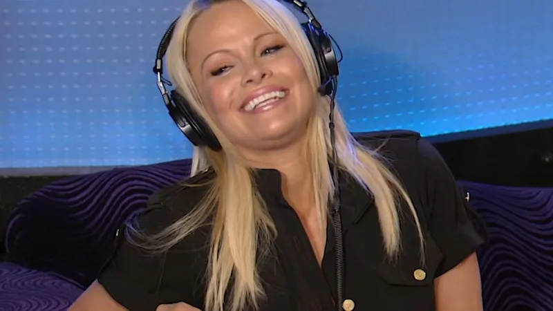 "Déjenla en paz": Pamela Anderson cree que su icónica serie de los 90 era perfecta para su época y el 'remake' no era necesario