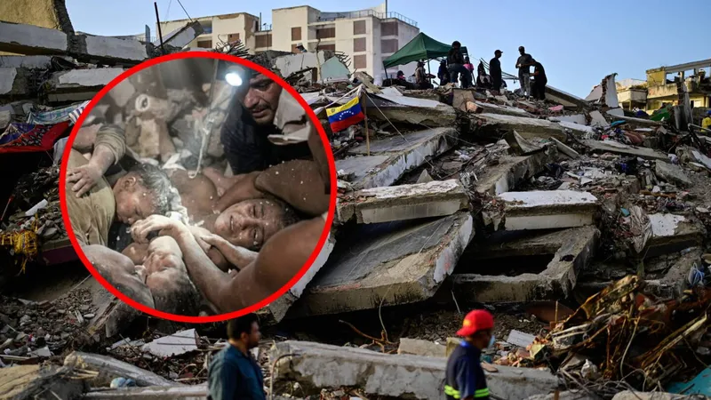 Mujer en Venezuela SOBREVIVE bajo escombros junto a sus tres hijos alimentándolos con leche materna