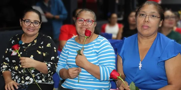 Celebración del Día de las Madres Nicaragüenses resalta su papel histórico y social