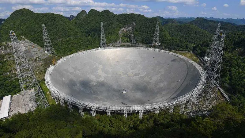 El proyecto FAST de China elabora el mayor atlas de los cuerpos gaseosos del universo