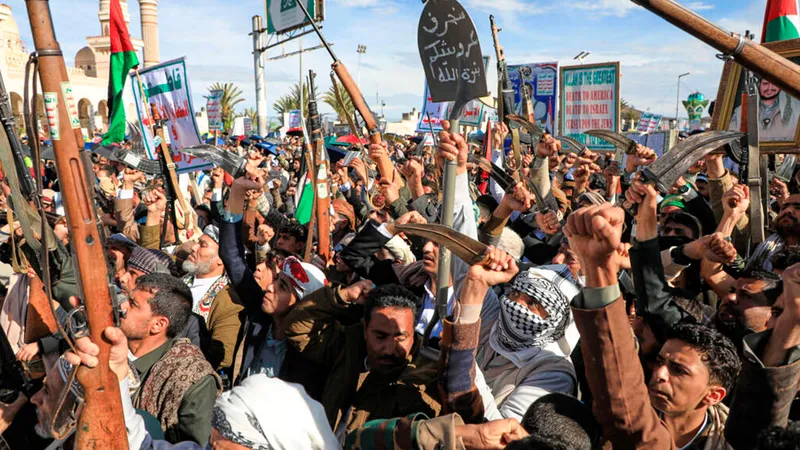 Hutíes prometen respuesta “contundente y dolorosa” a Turquía y Pakistán
