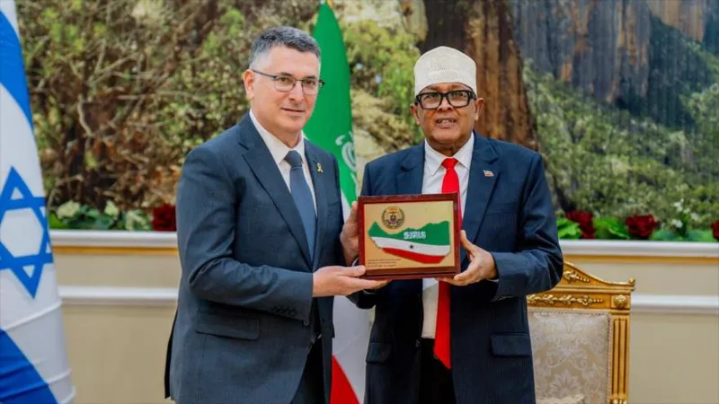 15 países musulmanes condenan apertura de “embajada” de Somalilandia en Al-Quds