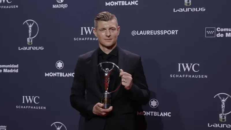Kroos sorprende con su favorito para el Balón de Oro: "Para mí es el número uno"