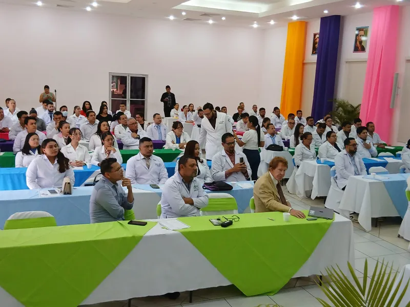 Avanza con éxito terapias de medicina regenerativa y células madre en Nicaragua