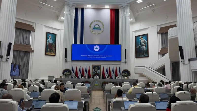 Asamblea Nacional crea comisión especial para estudiar reforma parcial a la Constitución