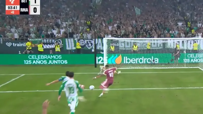 El motivo por el que no se repitió el penalti a favor del Real Madrid ante el Betis