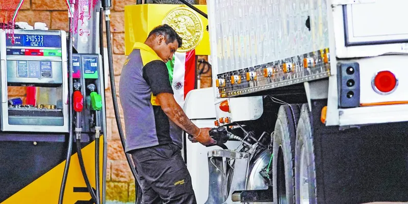 Recortan subsidio al diésel y también bajan estímulos a gasolinas