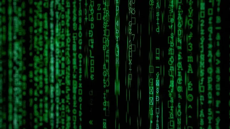 Las computadoras clásicas no pueden generar números verdaderamente aleatorios y eso es un problema para la criptografía. Un equipo de la ETH Zurich acaba de resolverlo con dos qubits, un tubo de 30 metros y mil millones de pruebas de Bell