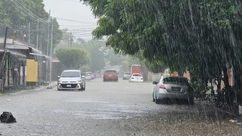 INETER pronostica dos ondas tropicales en Nicaragua