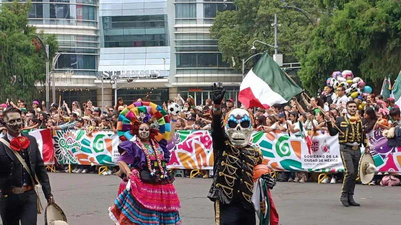 No solo son los partidos de fútbol: CDMX celebra con Desfile Mundialista