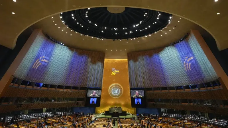 La IA se ha colado en la semana grande de la ONU. Bill Gates pone 1.000 millones sobre la mesa y Sam Altman pide reglas globales para la próxima generación de modelos