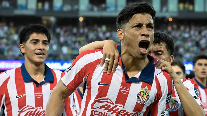América vuelve a perder con un Chivas plagado de suplentes