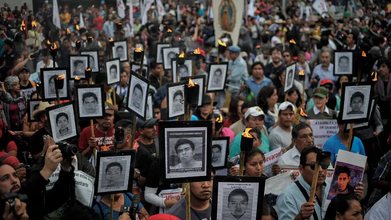 México revela nuevas pistas en el caso de Ayotzinapa