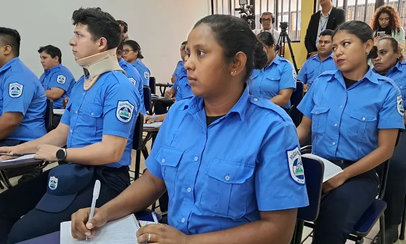 Funcionarios fortalecen conocimientos para prevenir la trata de personas