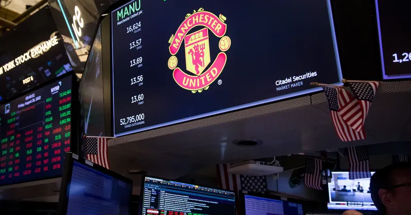 Manchester United estudia refinanciar una deuda de US$425 millones