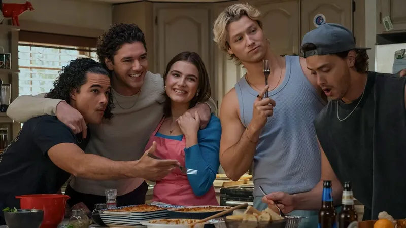 Off Campus (temporada 2): Nuevos protagonistas, libro que adapta y todo lo que sabemos de la nueva sensación de Prime Video