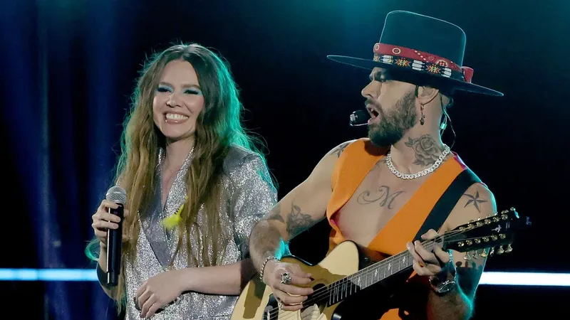 Jesse & Joy comparten escenario en Bolivia en una de sus últimas presentaciones juntos