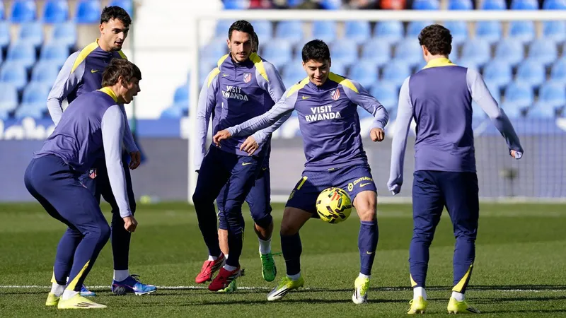 Obed Vargas quiere ganarse un lugar en el Atlético de Madrid