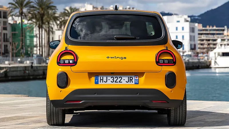 Dieron un ‘golpe’ y reventaron las ventas en Europa, ahora Renault prepara una nueva generación de coches eléctricos