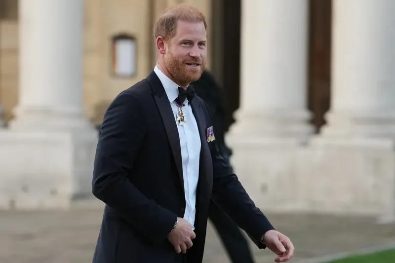 Sin Meghan Markle, el Príncipe Harry protagoniza su primer acto público tras su regreso a Reino Unido