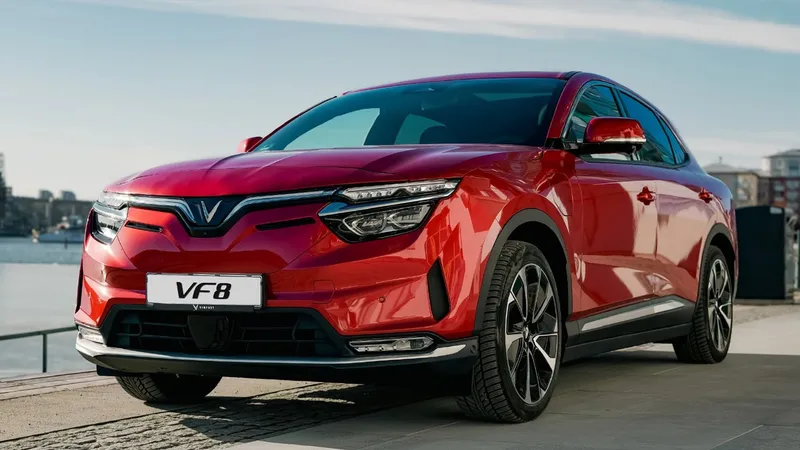 Vender muchos coches no garantiza ganar dinero: las pérdidas financieras preocupan en este fabricante de coches vietnamita con potencial