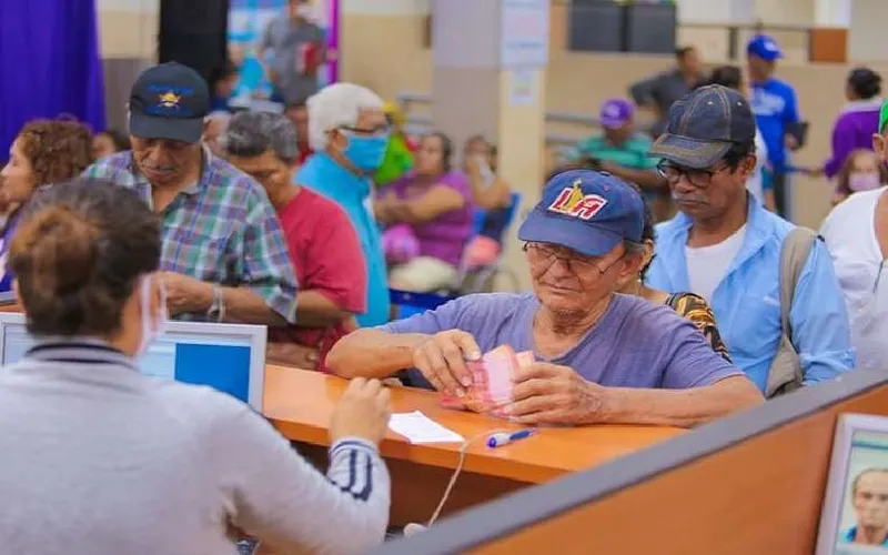 Gobierno desembolsará más de C$2,400 millones para el pago pensiones esta semana