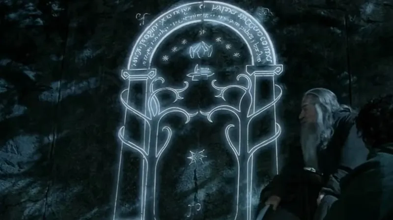 JRR Tolkien vivió al lado de esta iglesia toda la vida. Es imposible no ver las puertas de Durin si pasas por delante