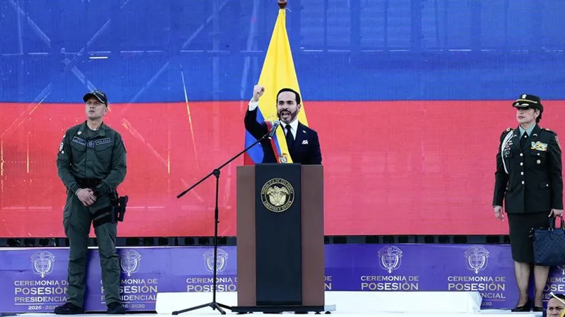 "La opción del diálogo con grupos criminales está completamente agotada": De la Espriella