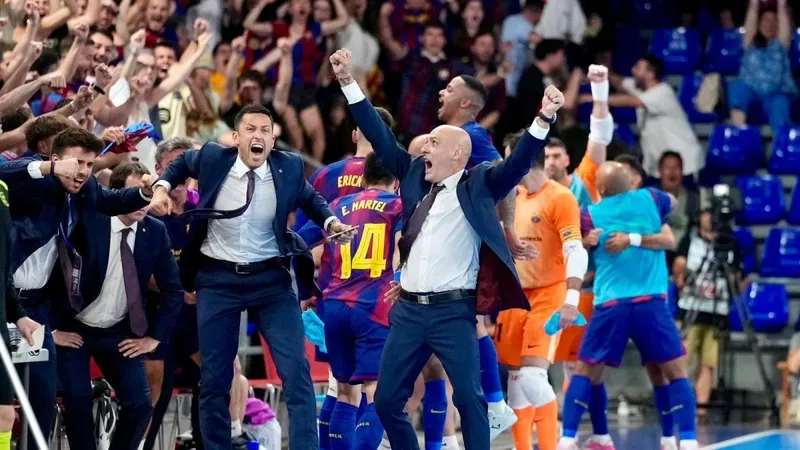 5-5 (3-2): Remontada épica del Barça para arrancar la final
