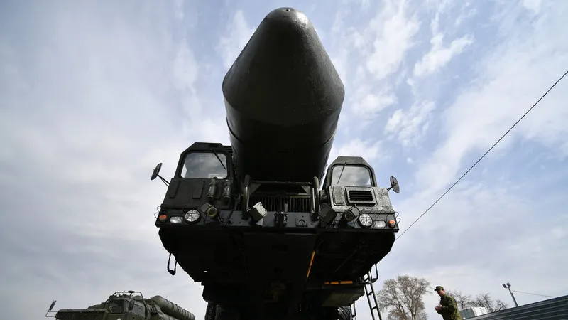 La advertencia nuclear de Rusia a las "cabezas calientes" en Europa en caso de una agresión