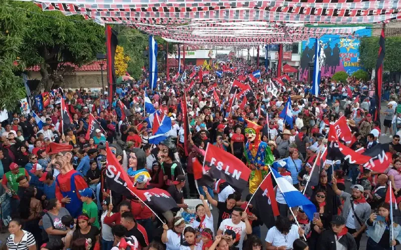 Rosario: nicaragüenses celebran la vida buena, en paz