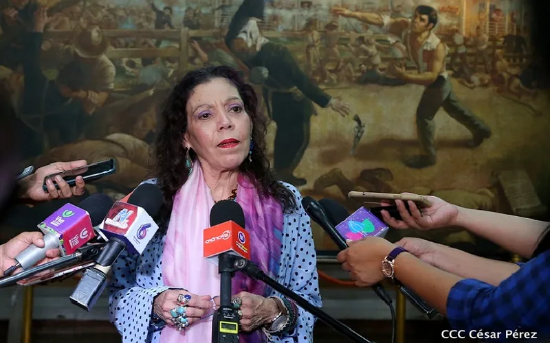 Compañera Rosario: “Estamos atendiendo con los mejores especialistas de Nicaragua al hermano Brooklyn Rivera”