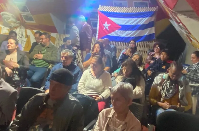 Homenajean a líder de la Revolución Cubana Raúl Castro en Bogotá