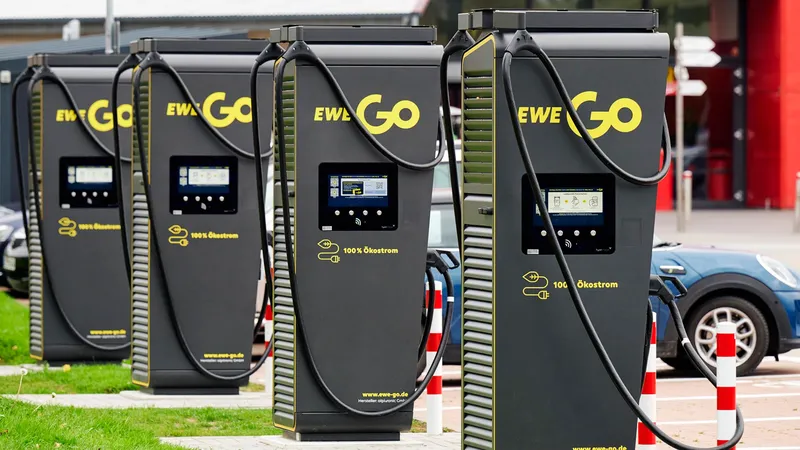 El mismo cargador, precios muy diferentes: una sentencia cuestiona los sobrecostes de la recarga del coche eléctrico