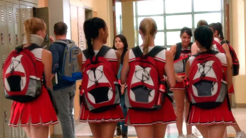 Becca Tobin, Kitty Wilde, sobre el regreso 'Glee': "Me provoca diarrea"