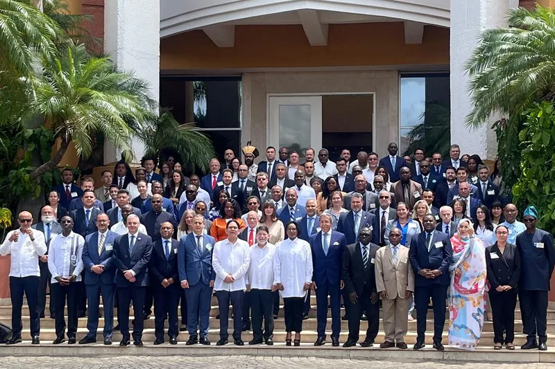 Nicaragua acoge seminario regional sobre descolonización