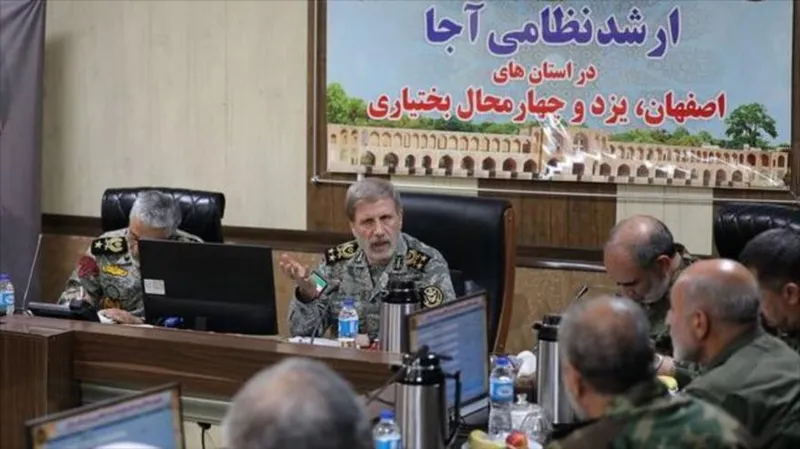 Jefe del Ejército iraní: controlamos Ormuz y abrimos fuego contra fuerzas de EEUU