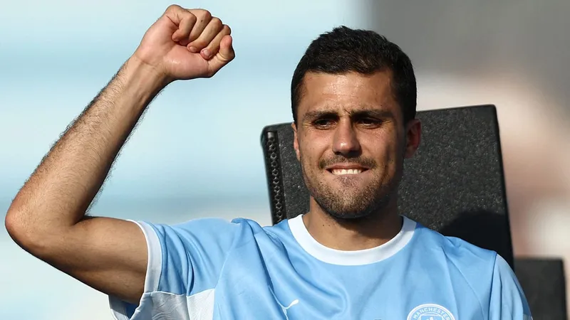 Esto no le gusta al Real Madrid; Rodri acepta que el Barcelona negocie por él