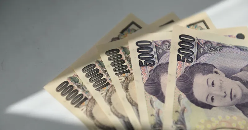 El yen se debilita por encima de los 160 por dólar y reduce las ganancias de las intervenciones