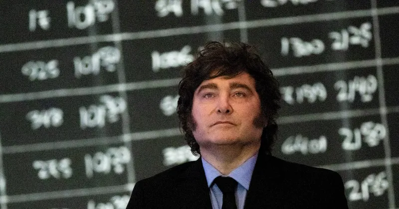 Milei alivia su ajuste monetario para reactivar la economía