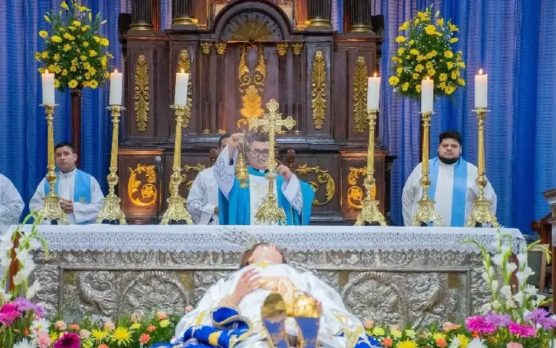 Nicaragua canta con fervor y devoción a la Virgen de la Asunción