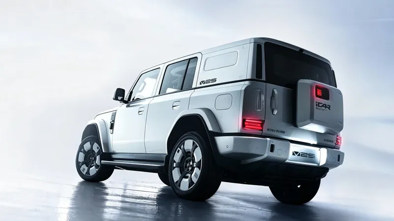 Chery (OMODA y JAECOO) presenta su propio Clase G híbrido que te podrás comprar en España en 2027