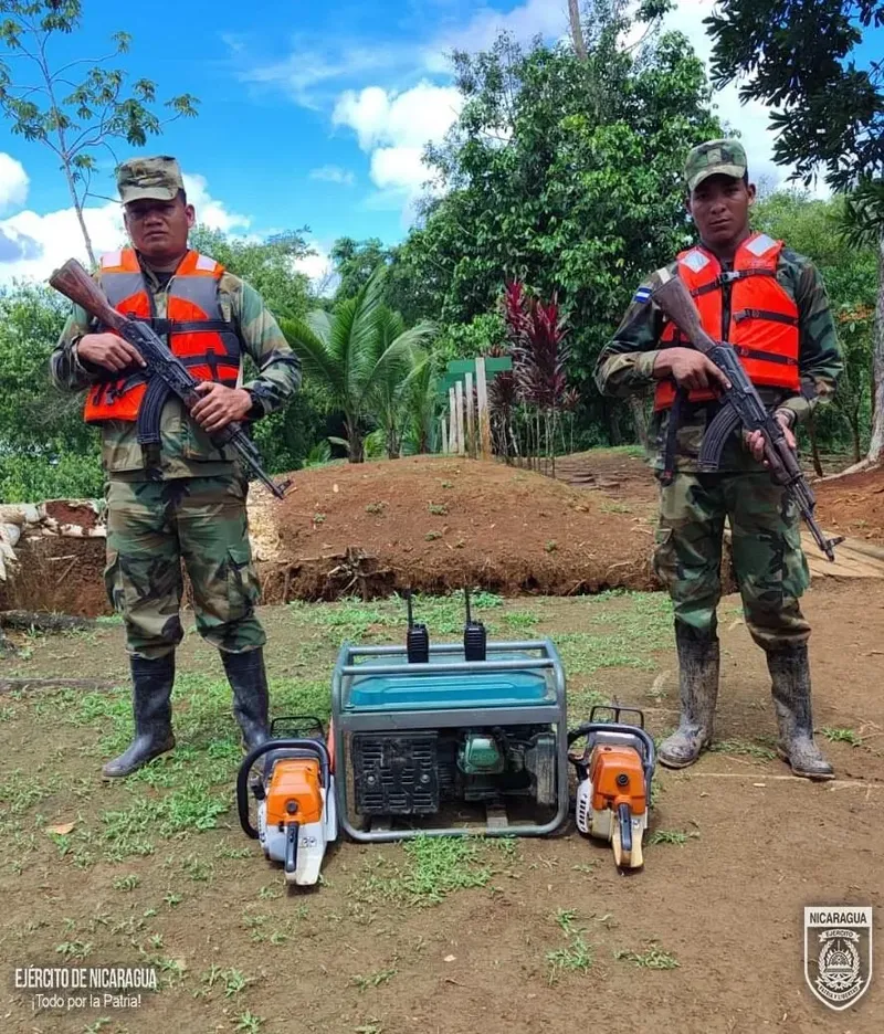 Ejército de Nicaragua retiene a 6 personas con equipos de minería ilegal en la Reserva Indio Maíz