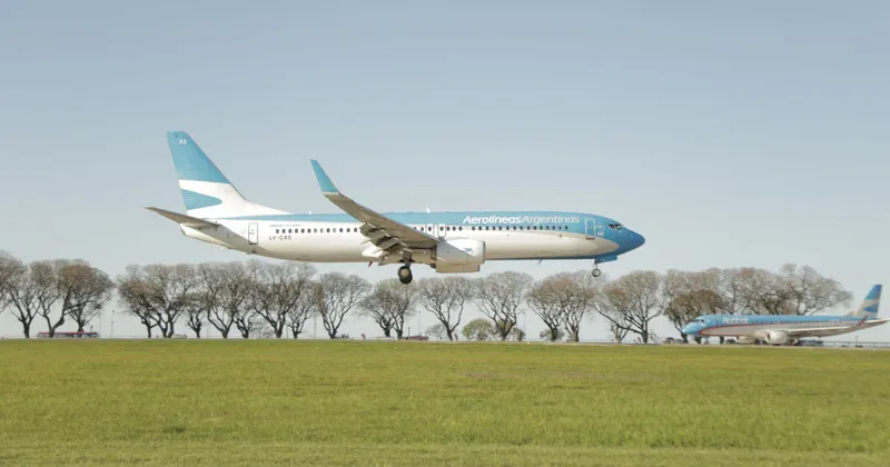Aerolíneas Argentinas volvió a registrar pérdidas por la suba del precio del combustible