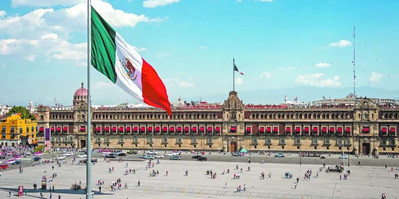 Más que la deuda preocupa la ruta fiscal de México: Banamex