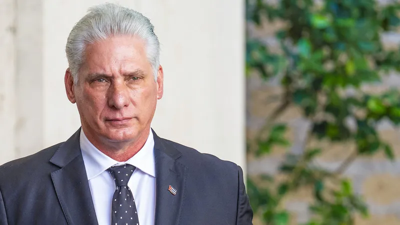 Díaz-Canel: “Si somos tan ‘incapaces’, ¿por qué nos bloquean?”