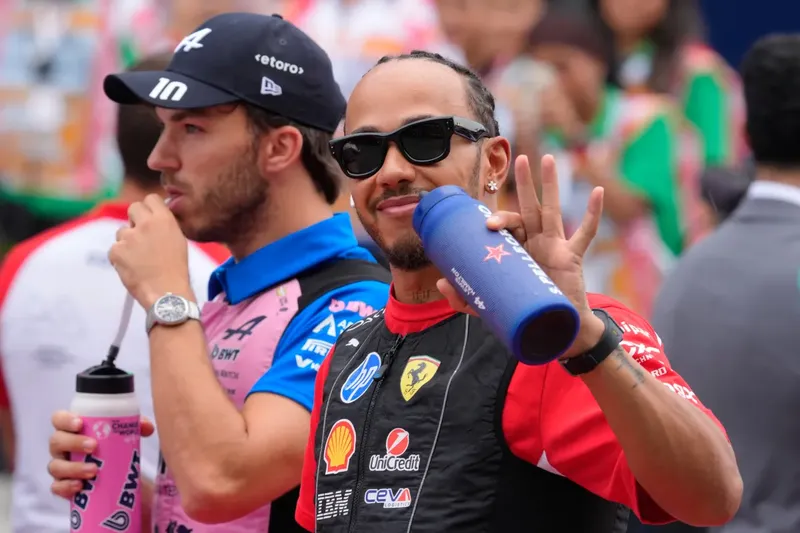 Lewis Hamilton habla de su relación con los hijos de Kim Kardashian