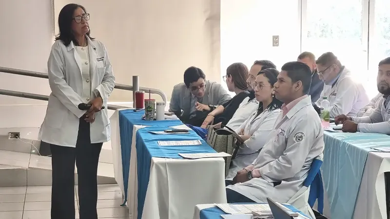 140 médicos participan en Congreso de Pediatría para actualizar conocimientos científicos en Nicaragua